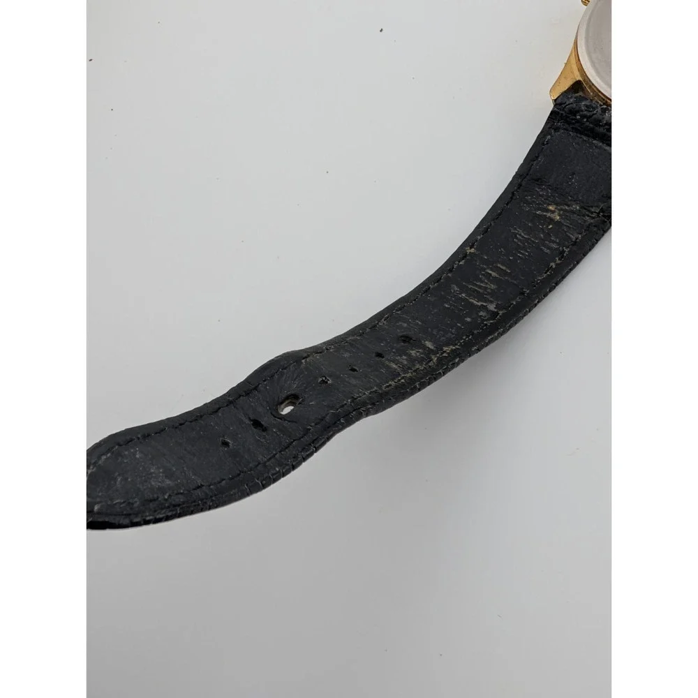 Q&Q Watch‎ Men 32mm Gold Case Black Leather Band- New Battery